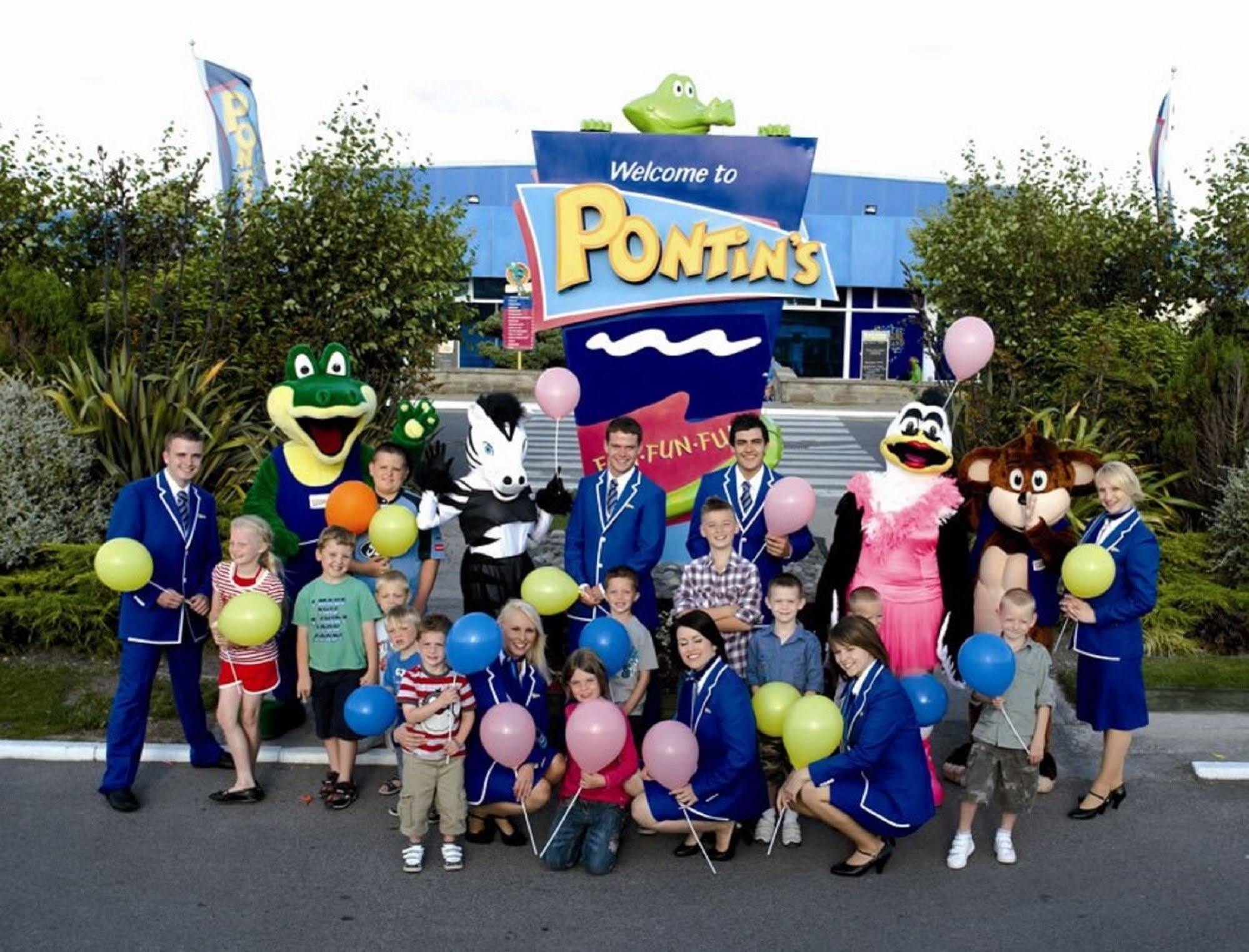 Pontins-Southport Holiday Park エクステリア 写真